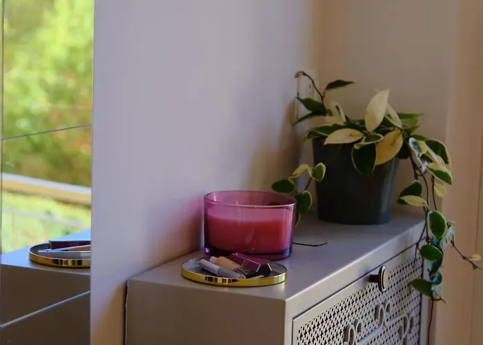 Dietro Le Quinte A *